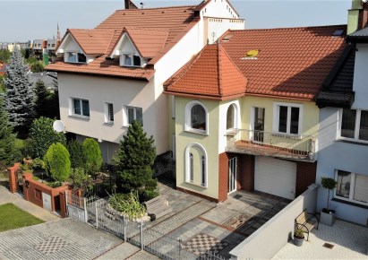 dom na sprzedaż - Bielawa